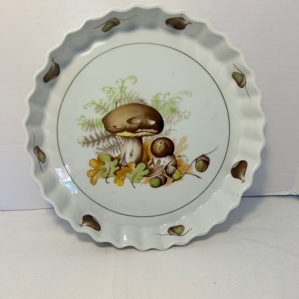 L. Lourioux Le Faune Dish Porcelain Tart Quiche Dish‎ Mushroom Vintage